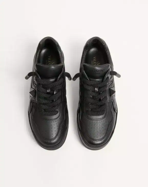 Valentino One Stud Xl Nappa Leather Low-Top Sneaker Black - Image 4