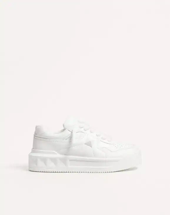 Valentino One Stud Xl Nappa Leather Low-Top Sneaker White - Image 2