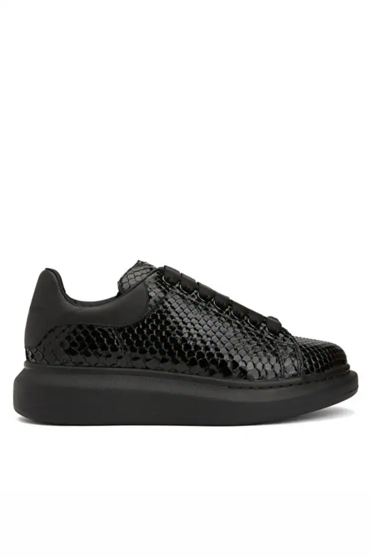 Alexander McQueen Oversized Sneaker Python - Image 2