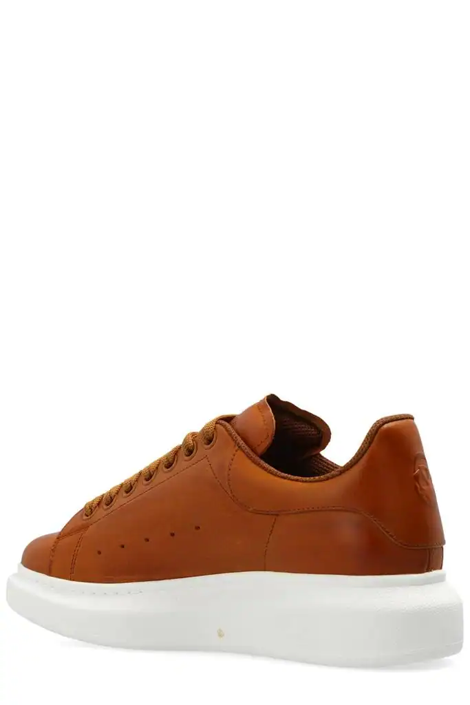 Alexander McQueen Oversized Caramel Brown - Image 4